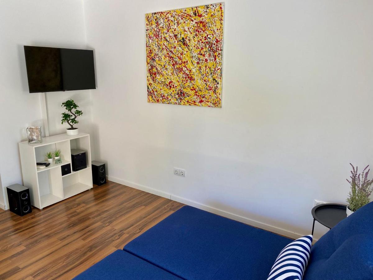 Private Pool And Mediterranean Garden Apt Mia Silo  Ngoại thất bức ảnh